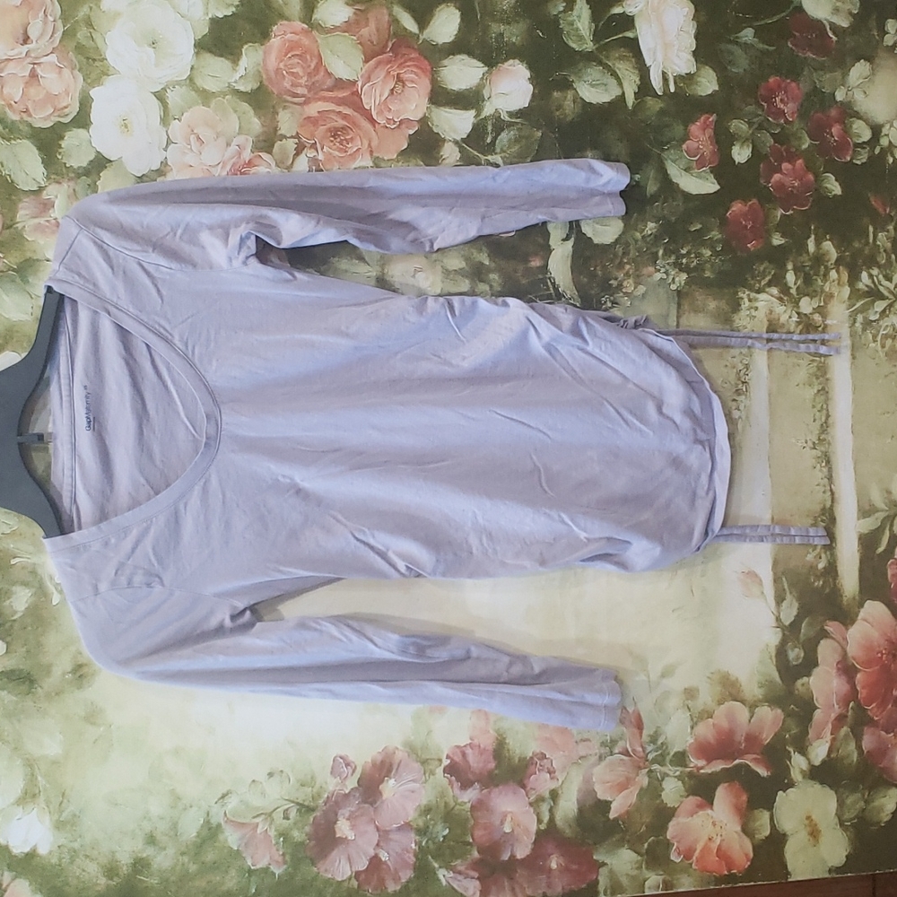2/$5 Gap Maternity Sz XS top